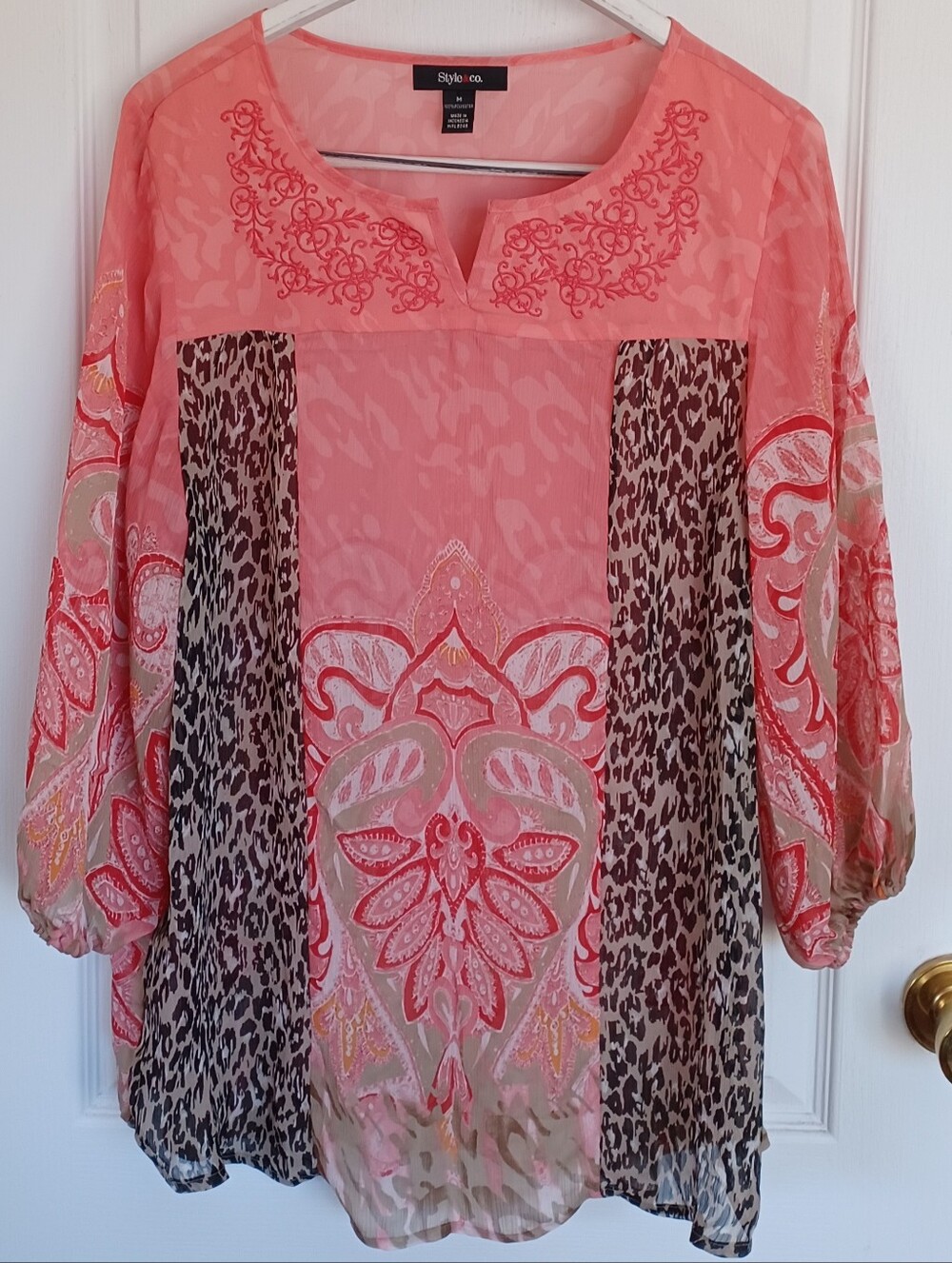 STYLE & CO. WOMEN'S EMBROIDERED SHEER CORAL/LEOPARD PAISLEY PRINT TOP MEDIUM